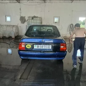 Opel Vectra 1992