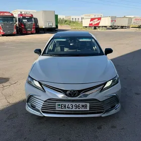 Toyota Camry 2023