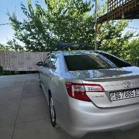 Toyota Camry 2013