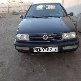 Volkswagen Vento 1992
