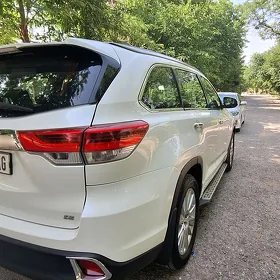 Toyota Highlander 2017