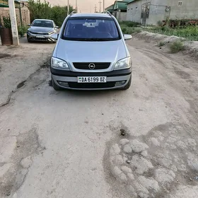 Opel Zafira 2001