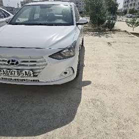 Hyundai Elantra 2021
