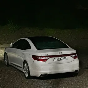 Hyundai Azera 2015