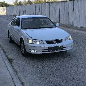 Toyota Camry 2000