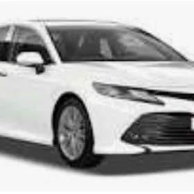 woditel taksi camry 2018