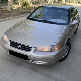 Toyota Camry 1999