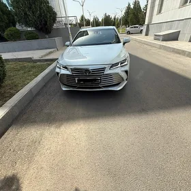 Toyota Avalon 2019