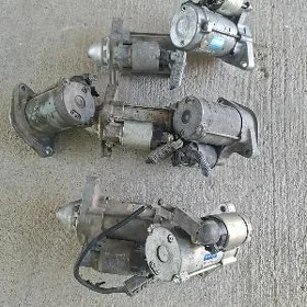 Corollo starter.