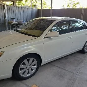 Toyota Avalon 2005