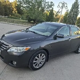 Toyota Camry 2011
