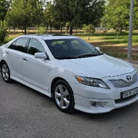 Toyota Camry 2011