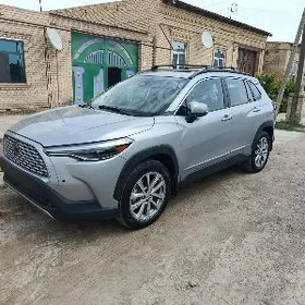 Toyota Corolla Cross 2023