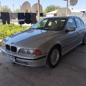 BMW E39 1998