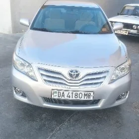 Toyota Camry 2010