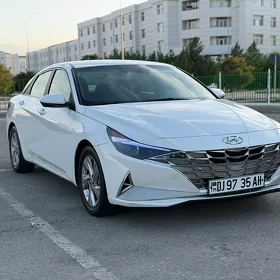 Hyundai Elantra 2021