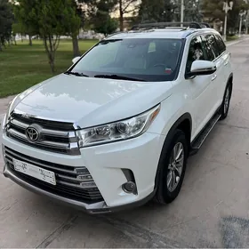 Toyota Highlander 2019