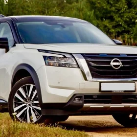 Nissan Pathfinder 2022
