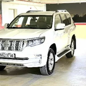 Toyota Land Cruiser Prado 2022