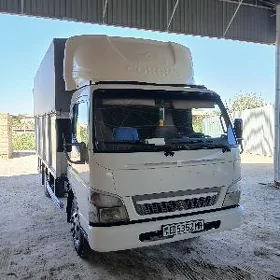 Mitsubishi Canter 2008