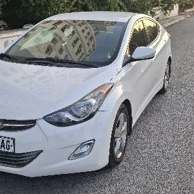 Hyundai Elantra 2012