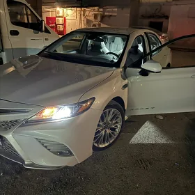 Toyota Camry 2020