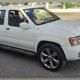 Nissan Pathfinder 2002