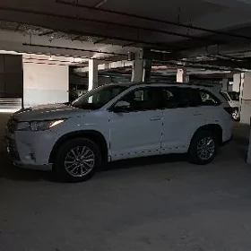 Toyota Highlander 2018