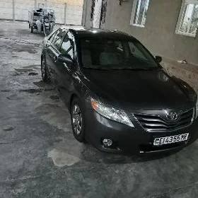Toyota Camry 2010