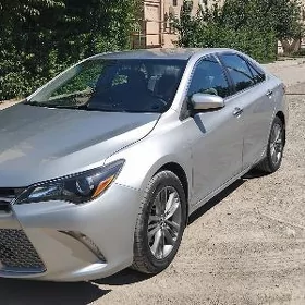 Toyota Camry 2015