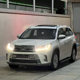 Toyota Highlander 2018