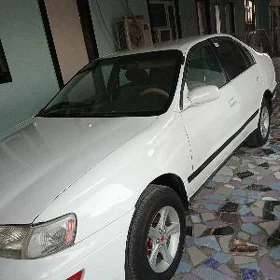 Toyota Carina 1995