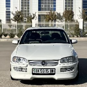 Opel Omega 2000