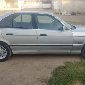 BMW 525 1992
