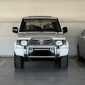Mitsubishi Pajero 1994