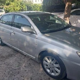 Toyota Avalon 2005