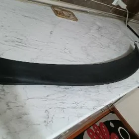 spoler kiya stinger