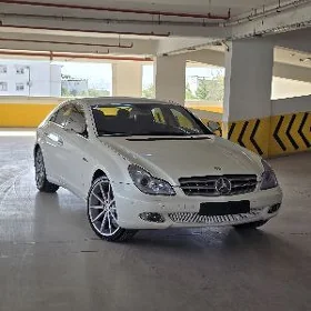 Mercedes-Benz CLS-Class 2005