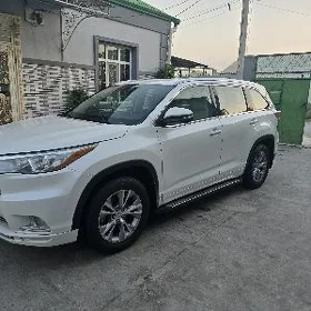 Toyota Highlander 2015