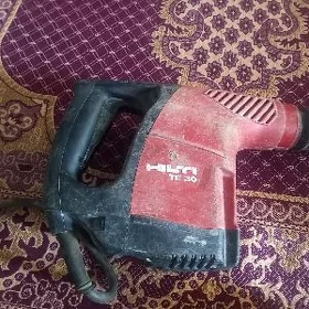 Hilti drel