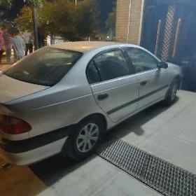 Toyota Avensis 2002