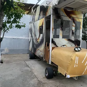 awtobus. elle yasalan