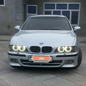 BMW E39 2001
