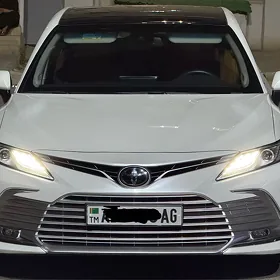 Toyota Camry 2023