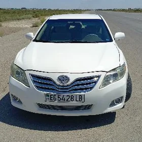 Toyota Camry 2011
