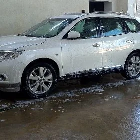 Nissan Pathfinder 2015