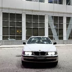 BMW E39 1999