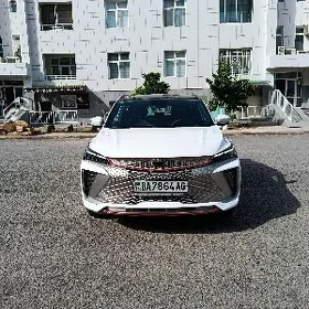 Geely Coolray 2025
