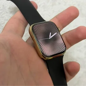 Apple Watch S7 Gold Stainless