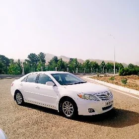 Toyota Camry 2010